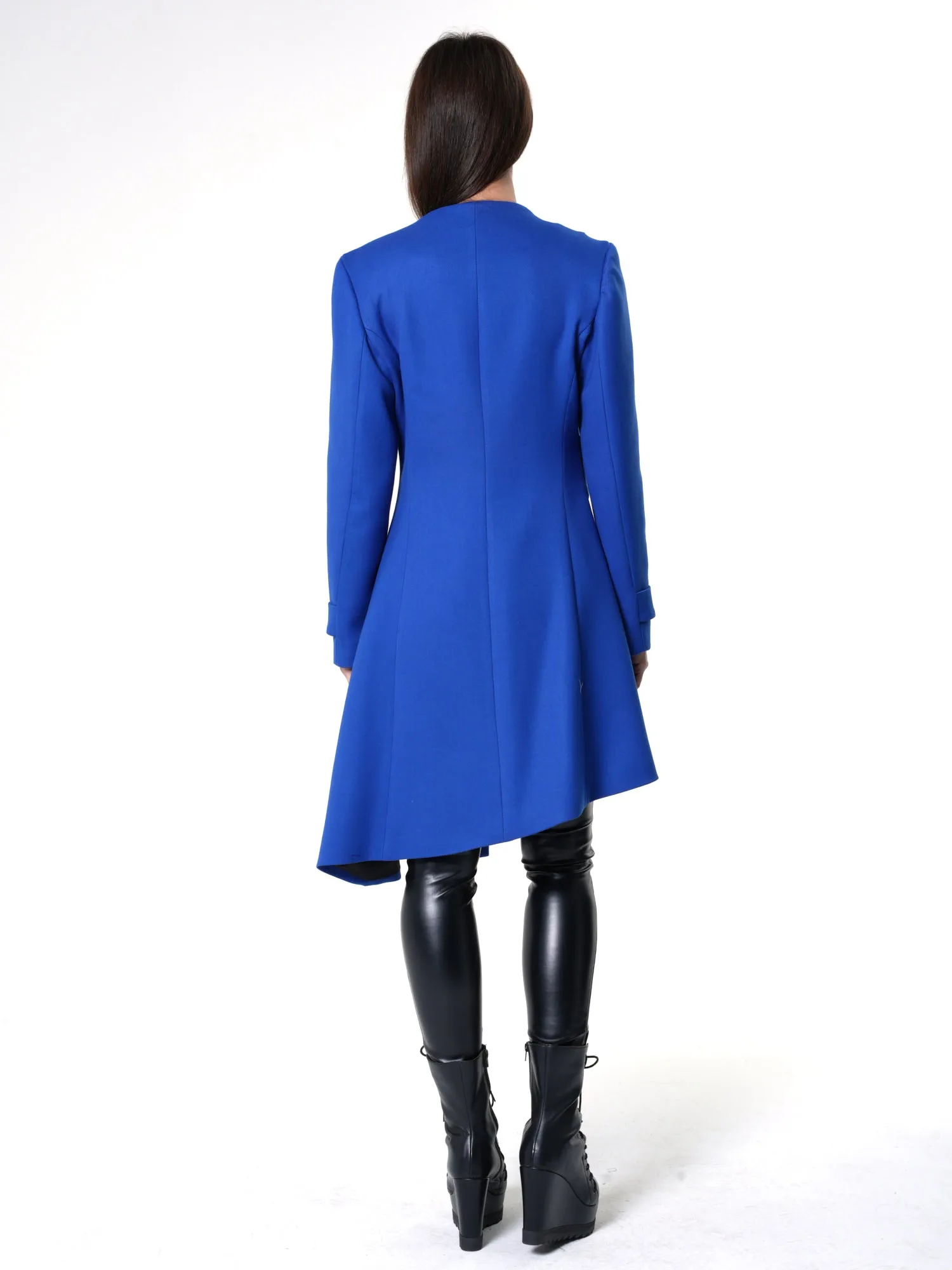 Elegant Coat With Metallic Buttons