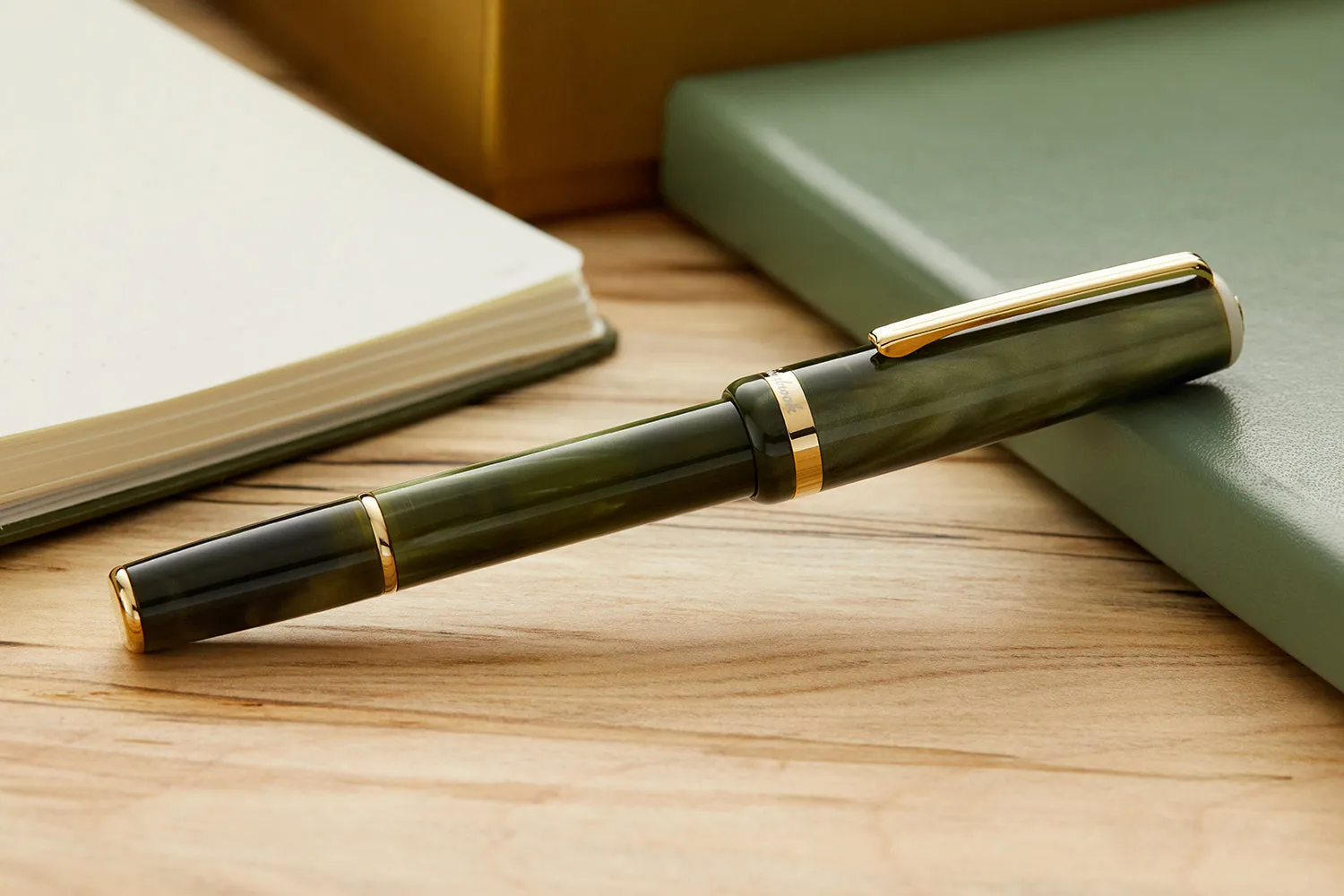 Esterbrook JR Pocket Fountain Pen - Palm Green