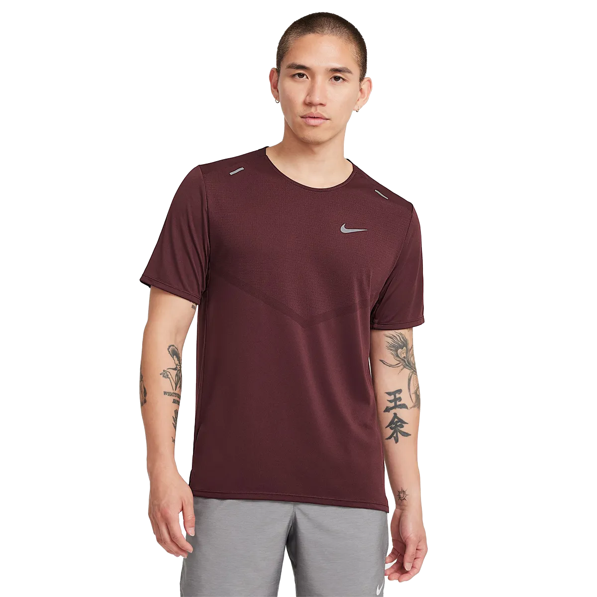 Nike Dri-FIT Rise 365 Shortsleeve