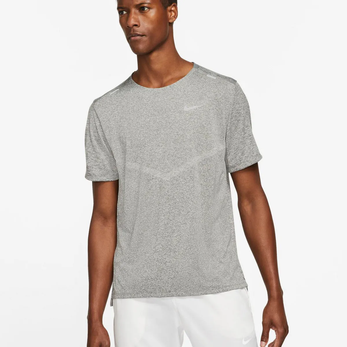 Nike Dri-FIT Rise 365 Shortsleeve