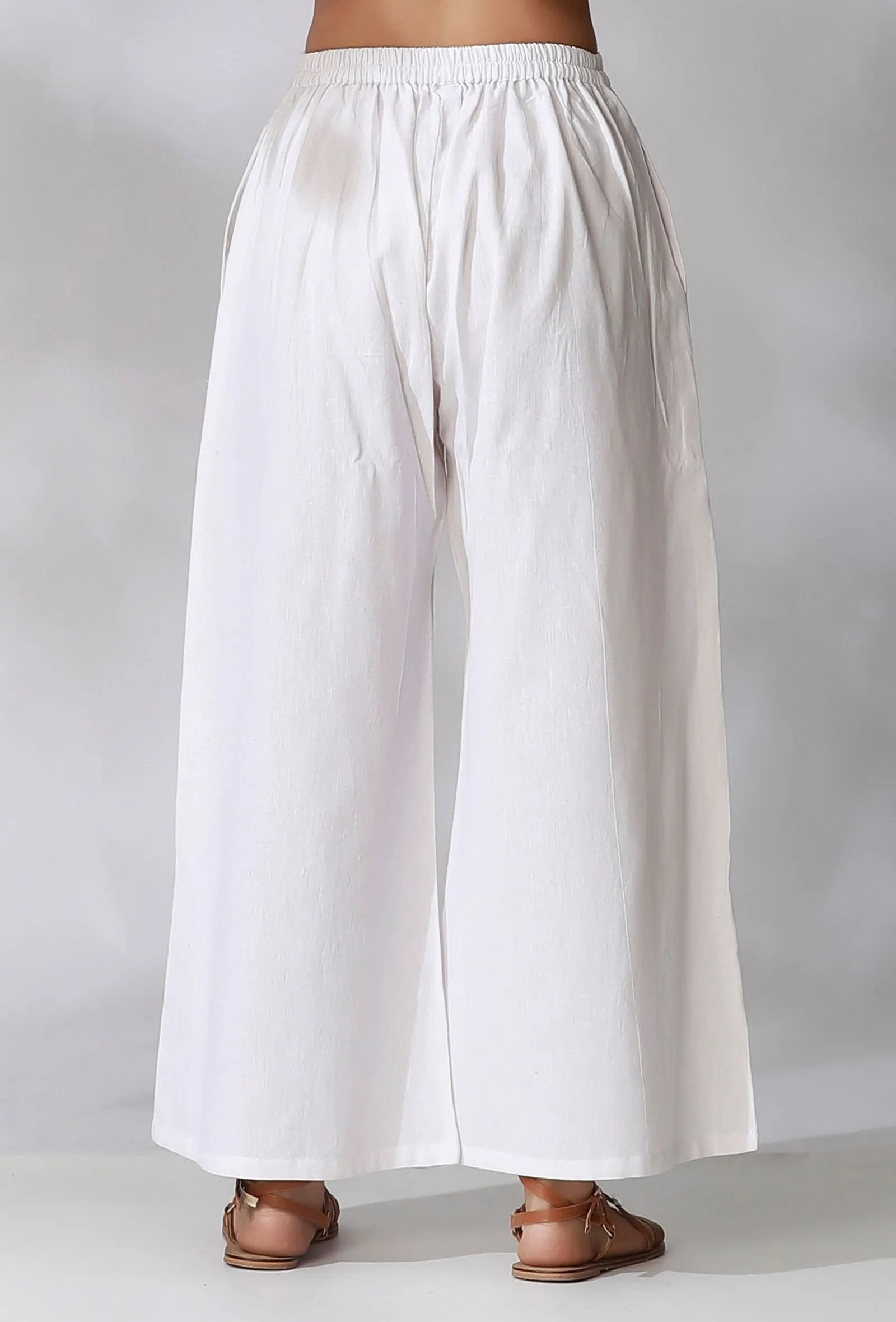 White Cotton Pants With Side Wide Pockets